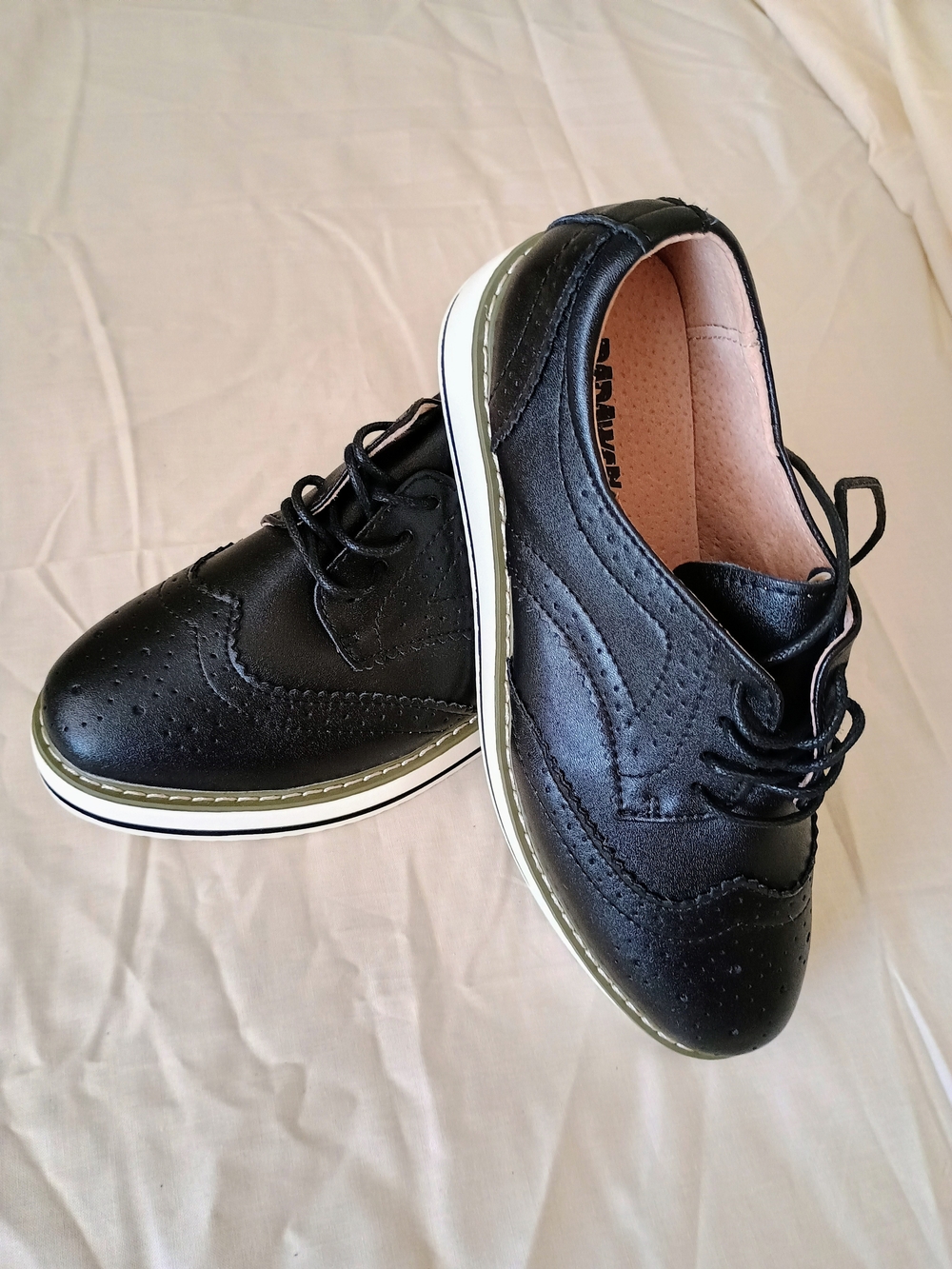 DADAWEN Black Wingtip Oxfords Brogues Shoes Women's Size 6 EU 36 Classic NWOT